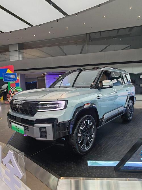 成都温江区铭迈真企业管理咨询比亚迪方程豹硬派越野的爆款，英菲尼迪35周年与你共成长